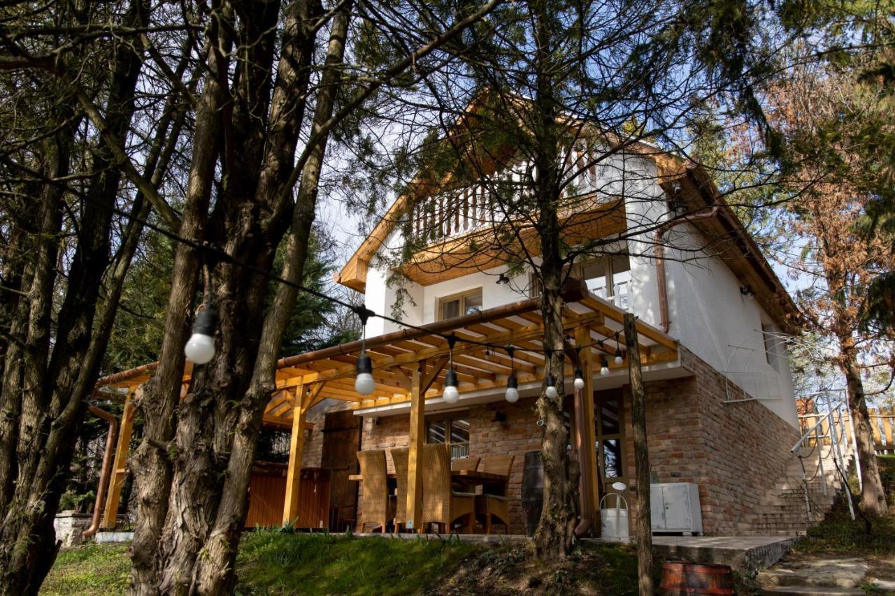 Egercottages - Csillag Cottage المظهر الخارجي الصورة